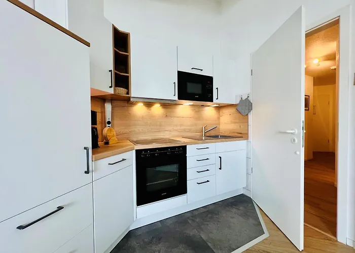 521, Seepark Apartment